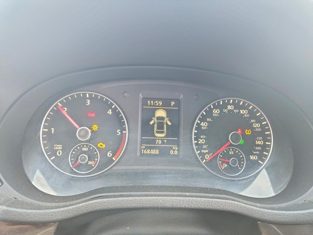 2015 VOLKSWAGEN PASSAT