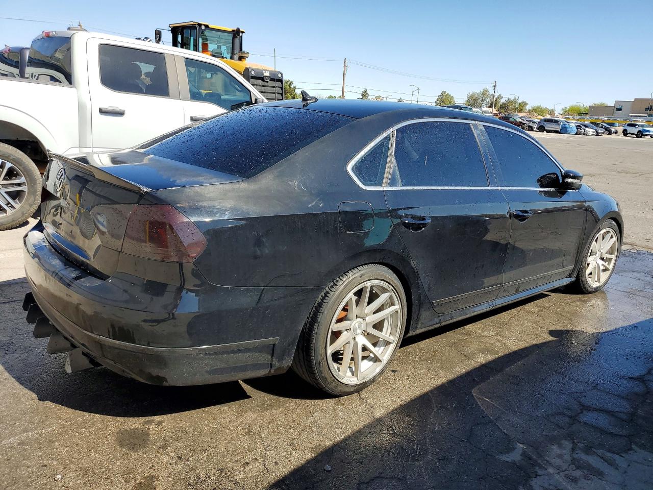 2015 VOLKSWAGEN PASSAT