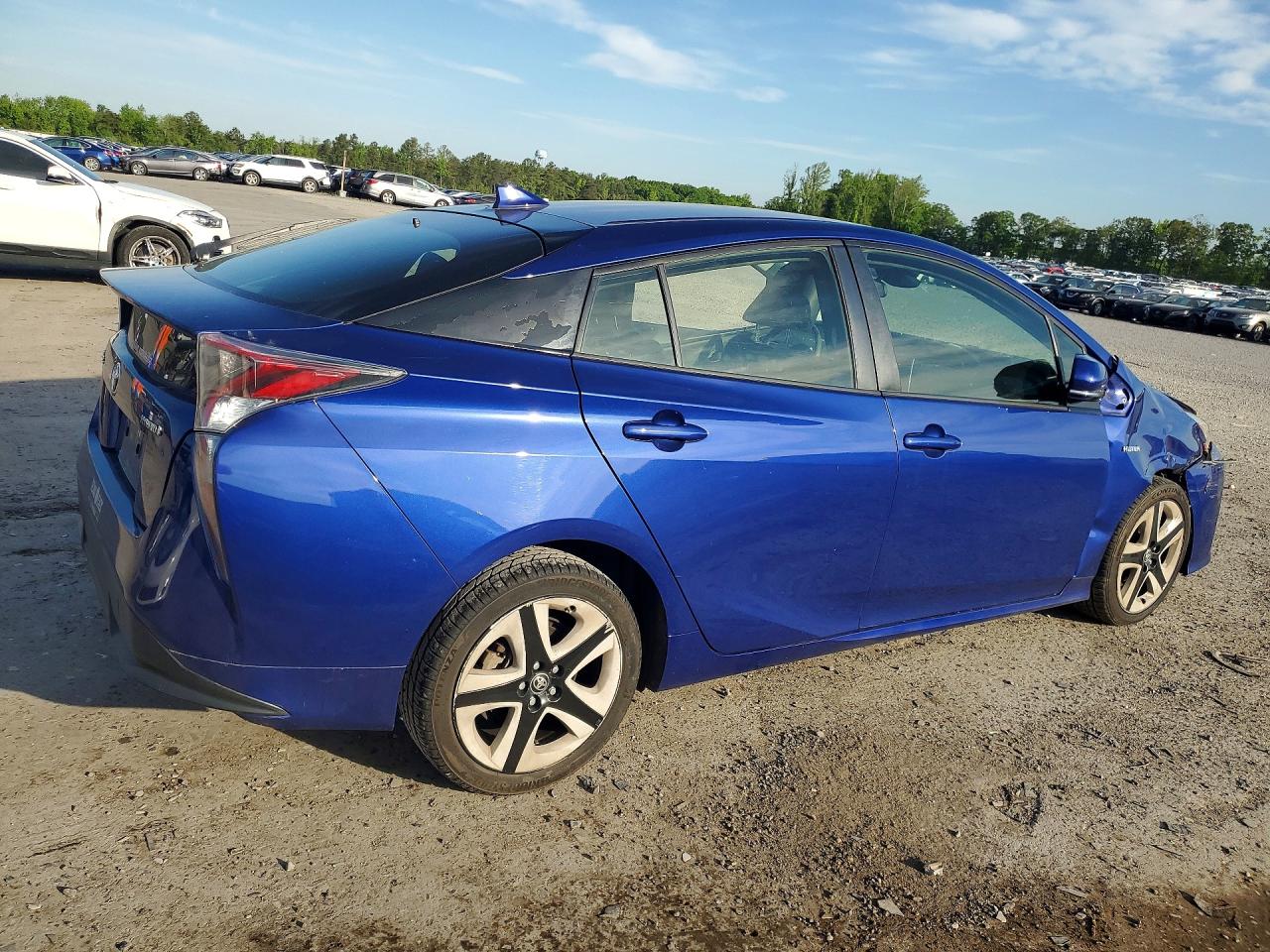 2017 TOYOTA PRIUS