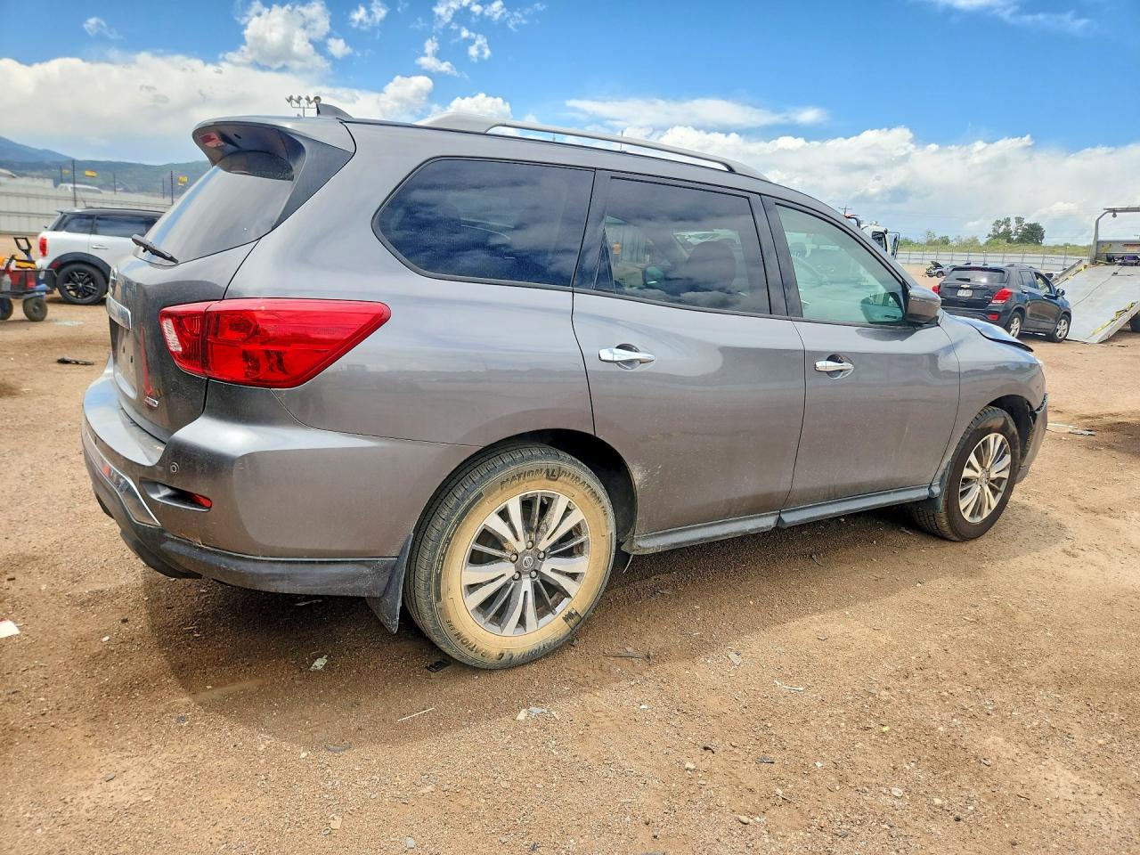 2019 NISSAN PATHFINDER