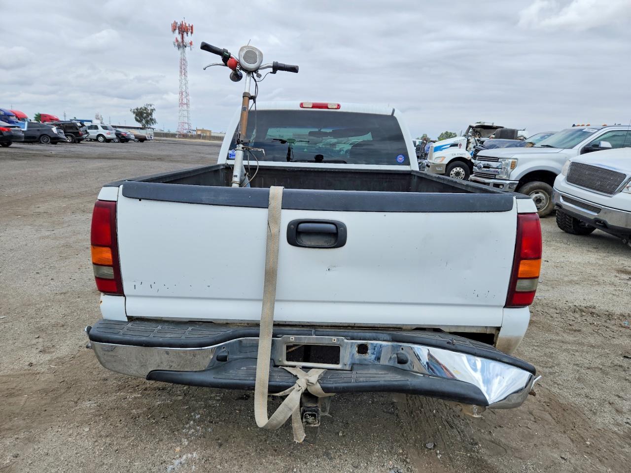 2002 GMC SIERRA