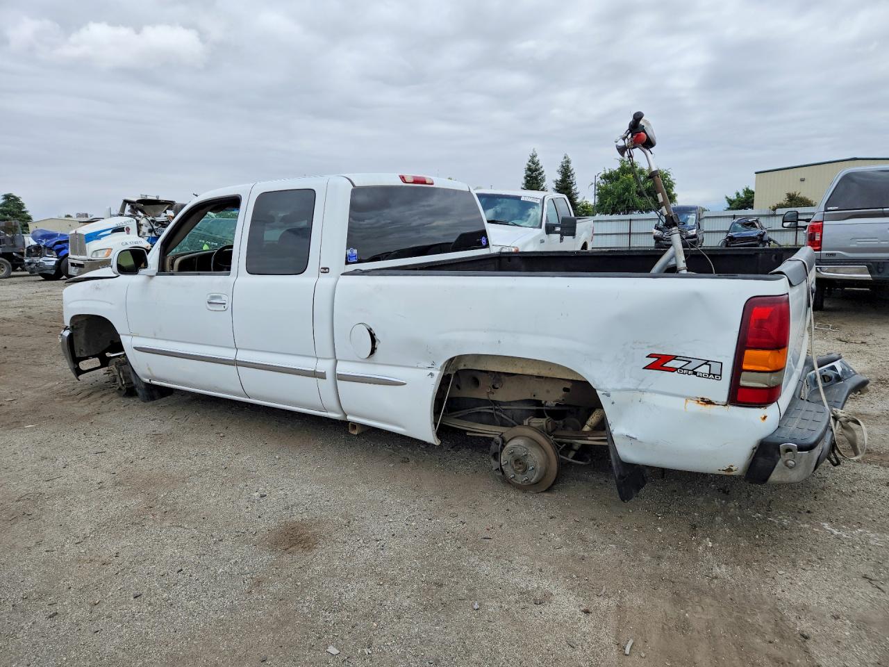 2002 GMC SIERRA