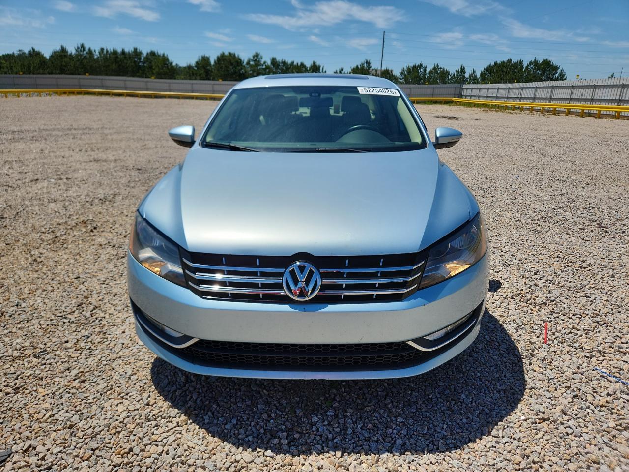 2012 VOLKSWAGEN PASSAT