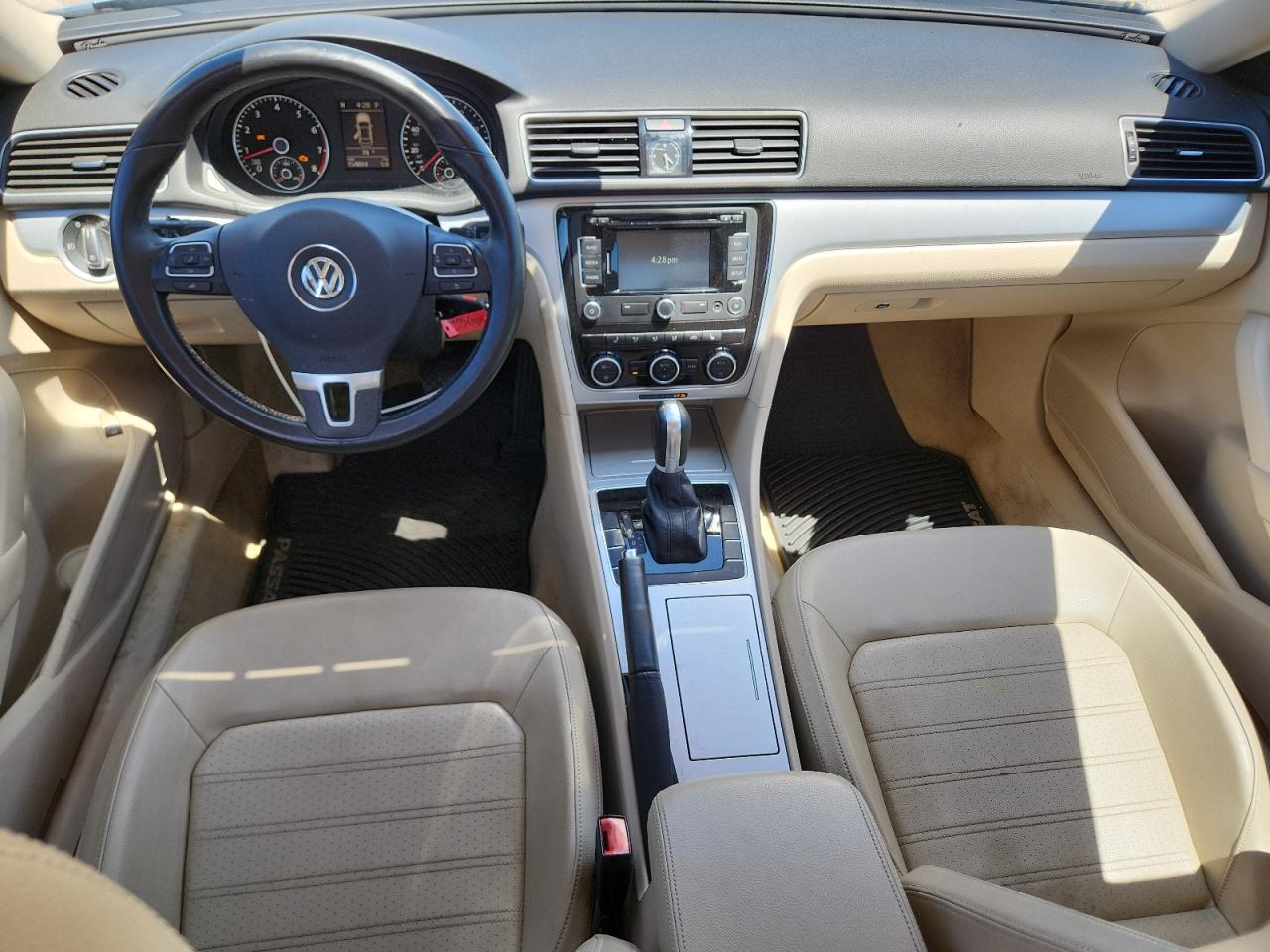 2012 VOLKSWAGEN PASSAT