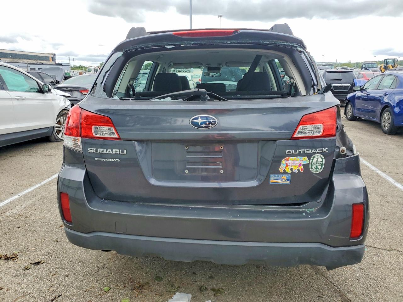 2013 SUBARU OUTBACK