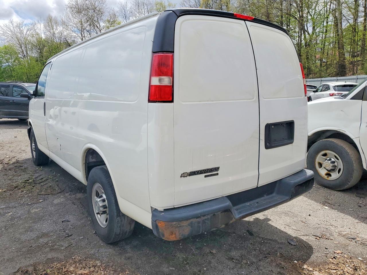 2016 CHEV EXPRESS