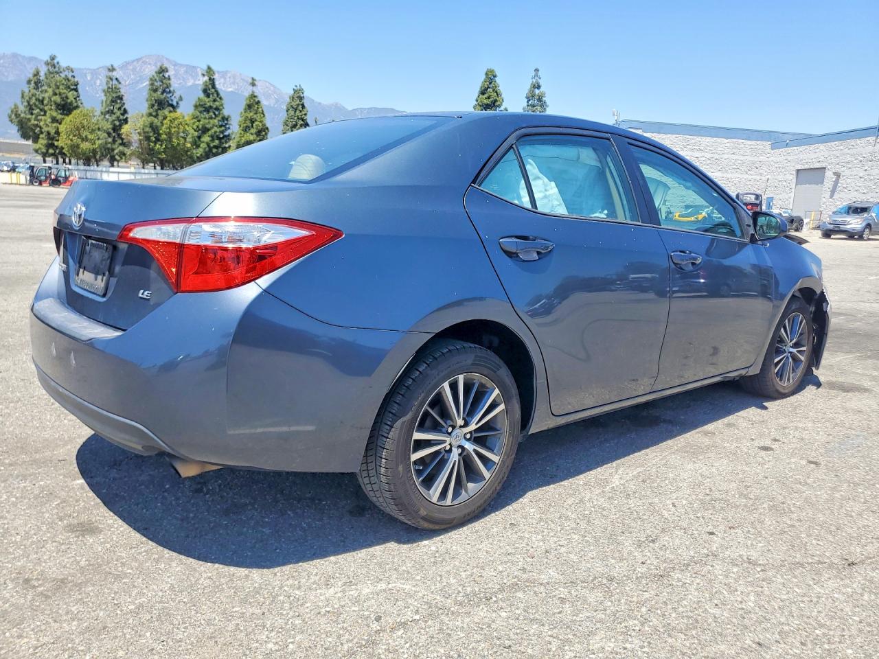 2016 TOYOTA COROLLA