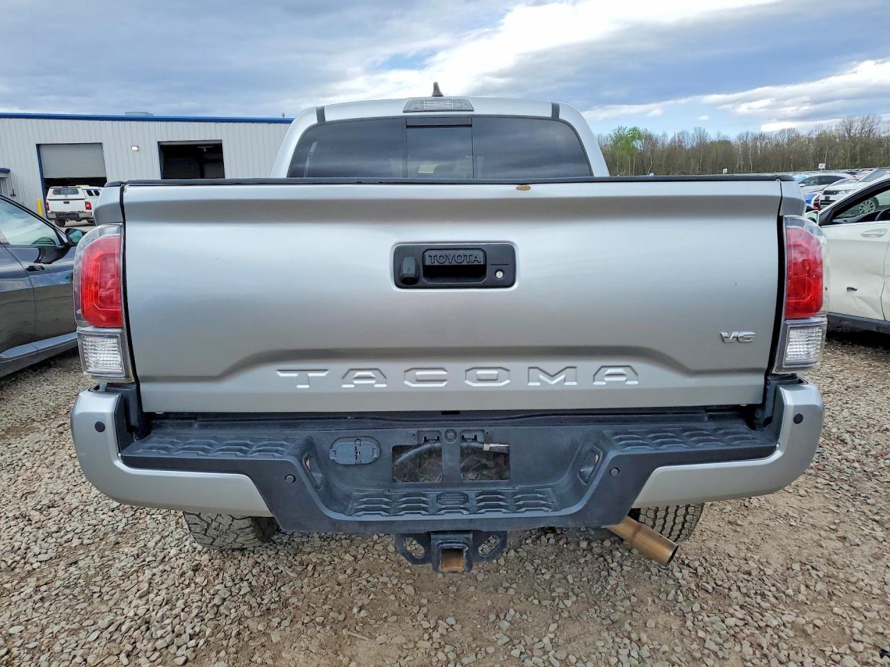 2022 TOYOTA TACOMA