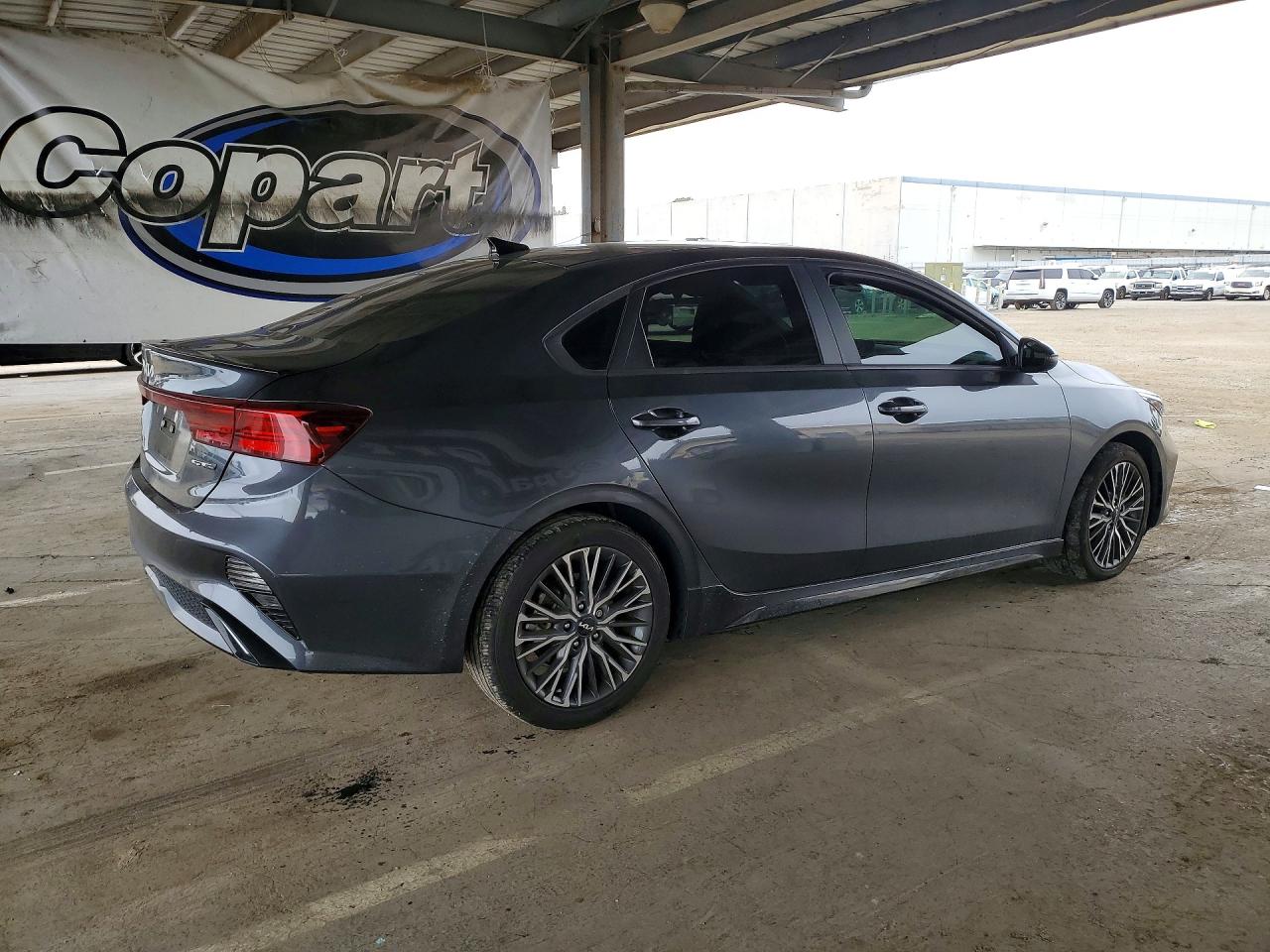 2023 KIA FORTE