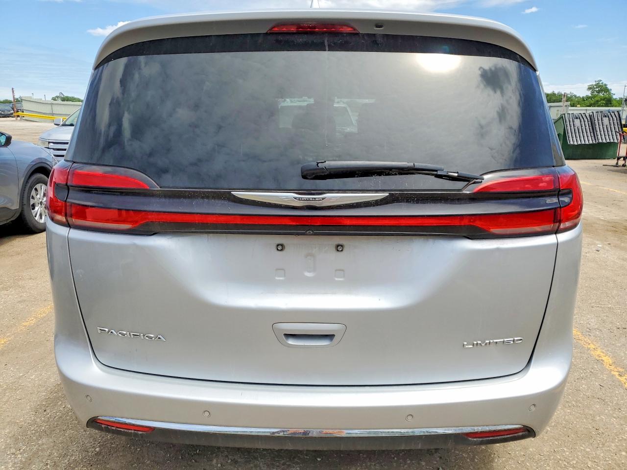 2022 CHRYSLER PACIFICA