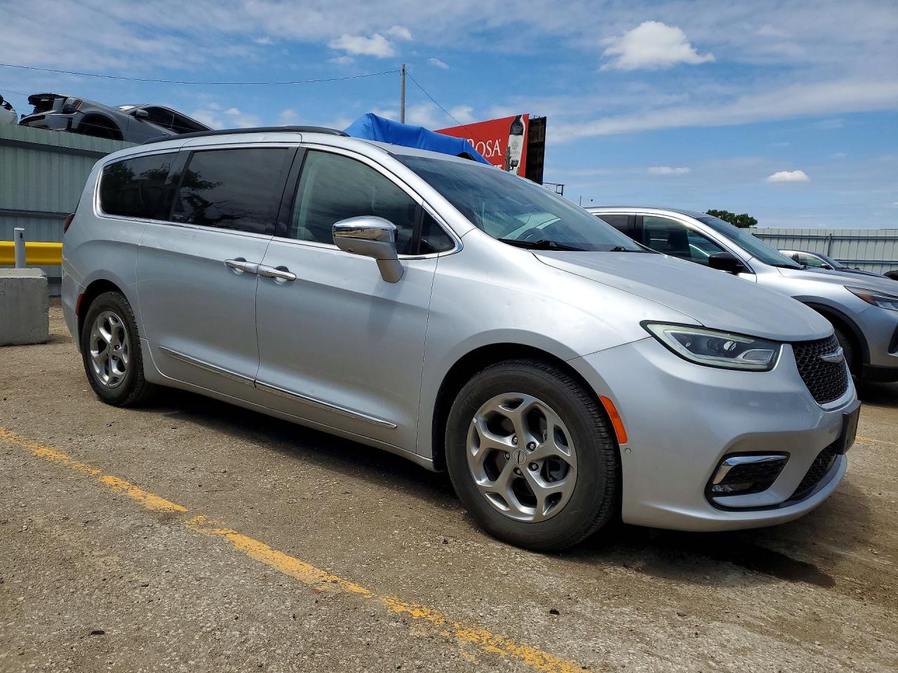 2022 CHRYSLER PACIFICA