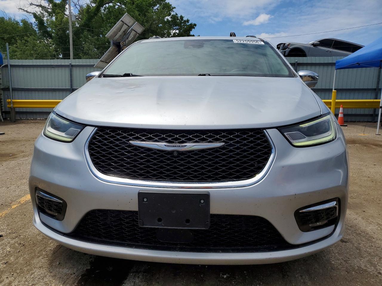 2022 CHRYSLER PACIFICA
