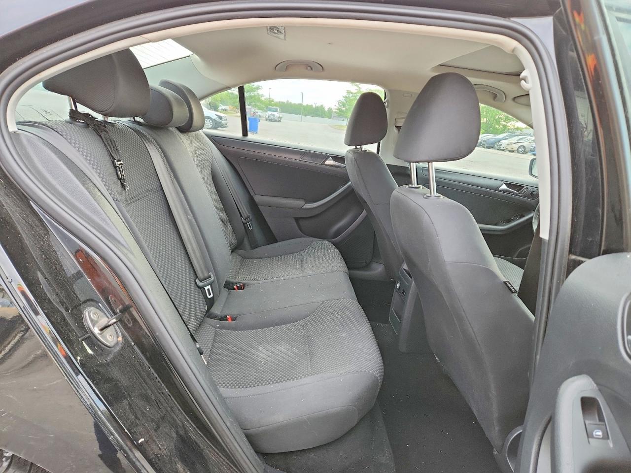 2012 VOLKSWAGEN JETTA