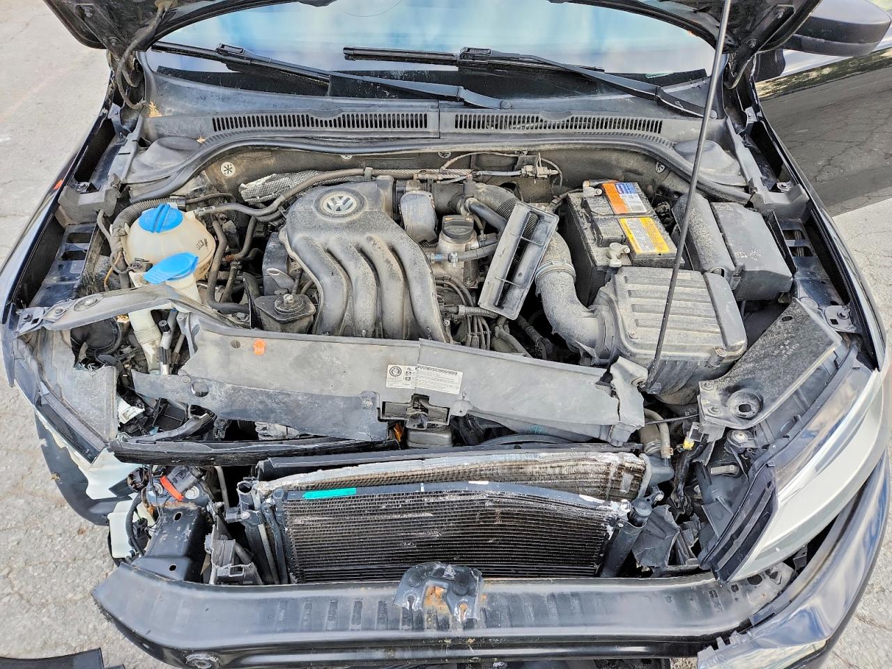 2012 VOLKSWAGEN JETTA