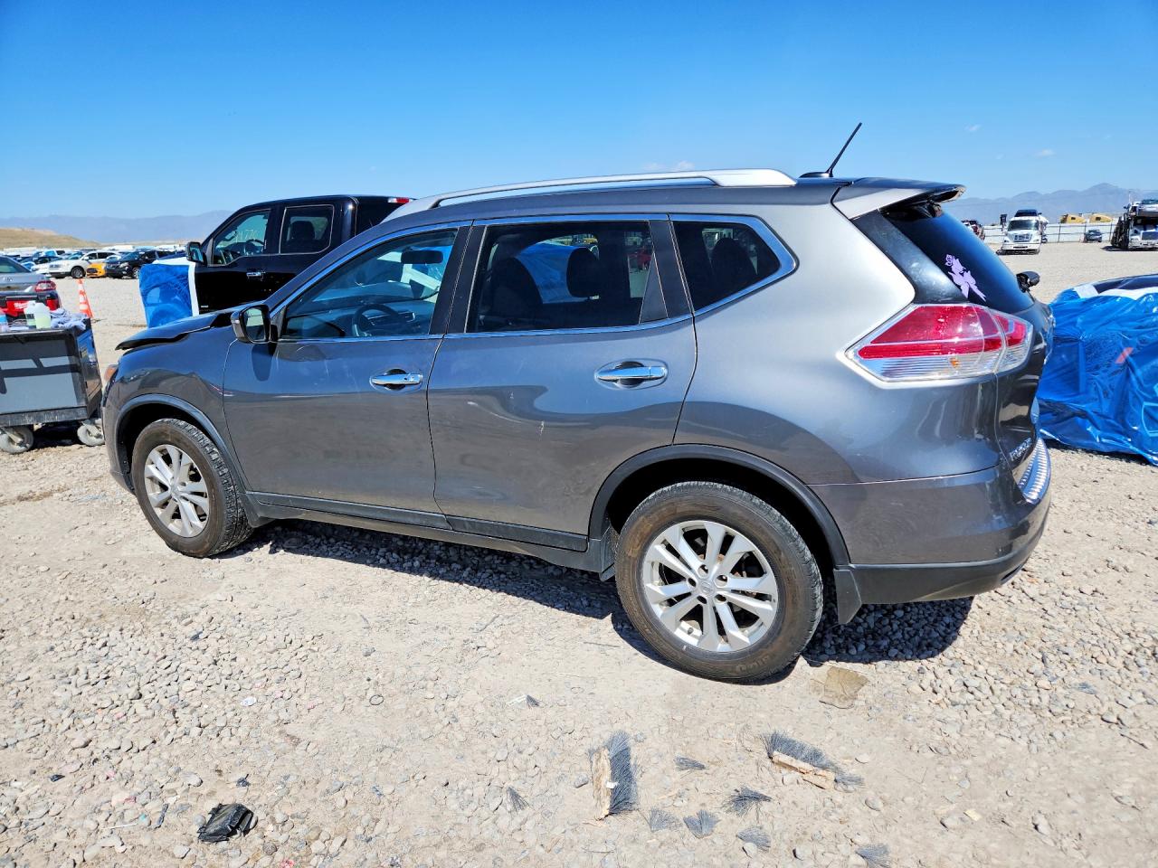 2016 NISSAN ROGUE