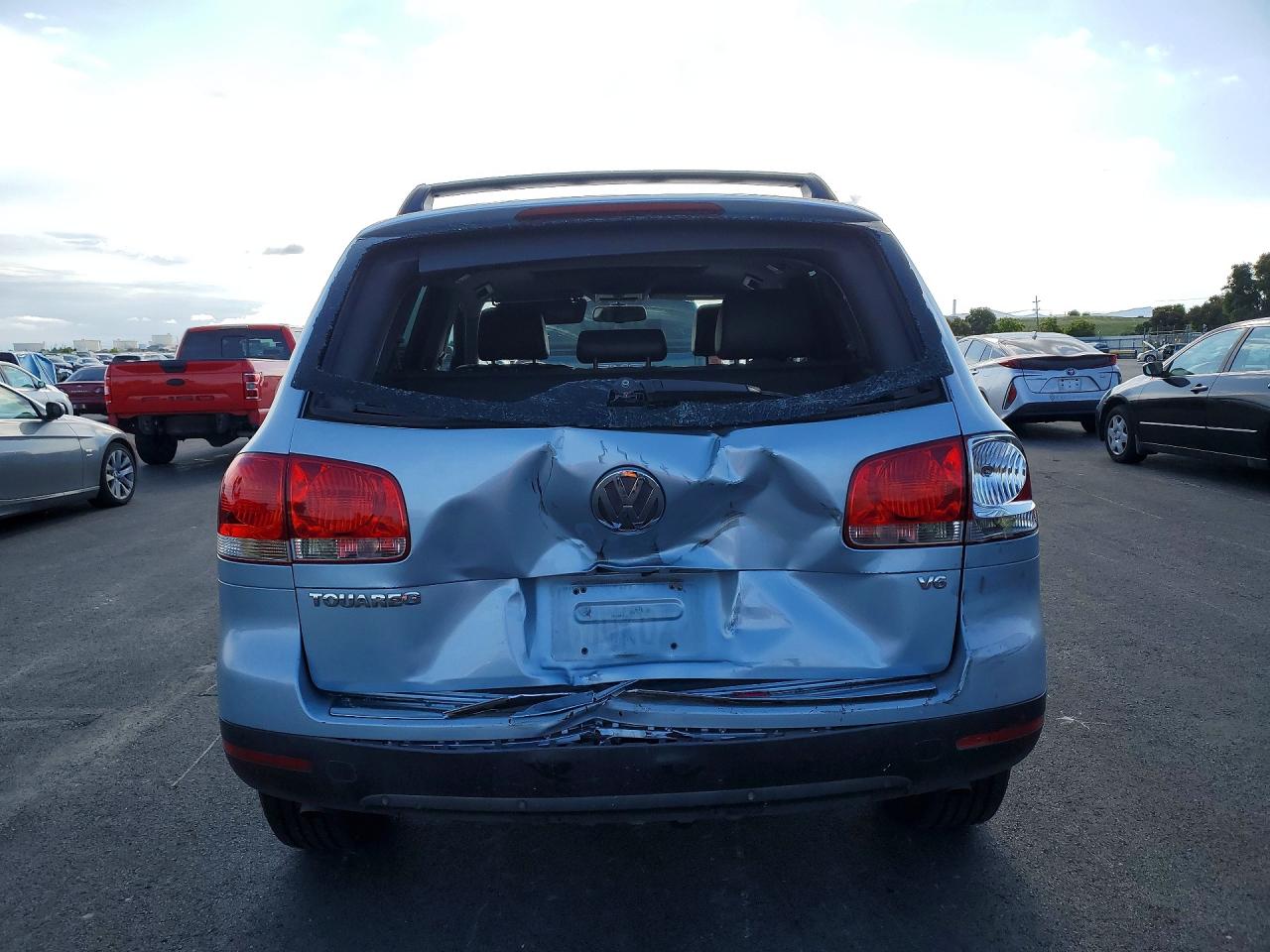 2004 VOLKSWAGEN TOUAREG