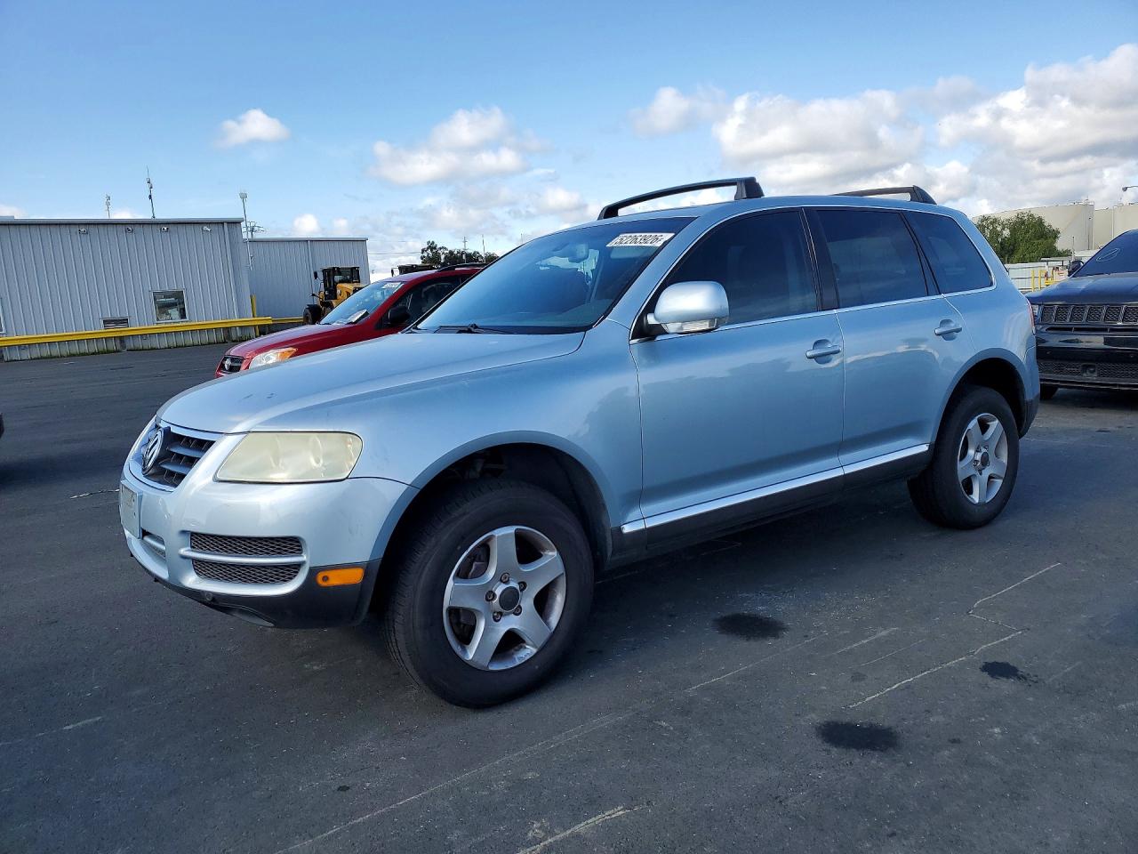 2004 VOLKSWAGEN TOUAREG