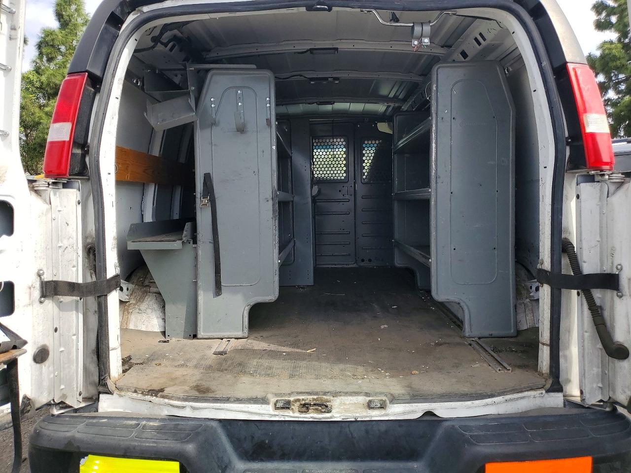 2016 CHEVROLET EXPRESS