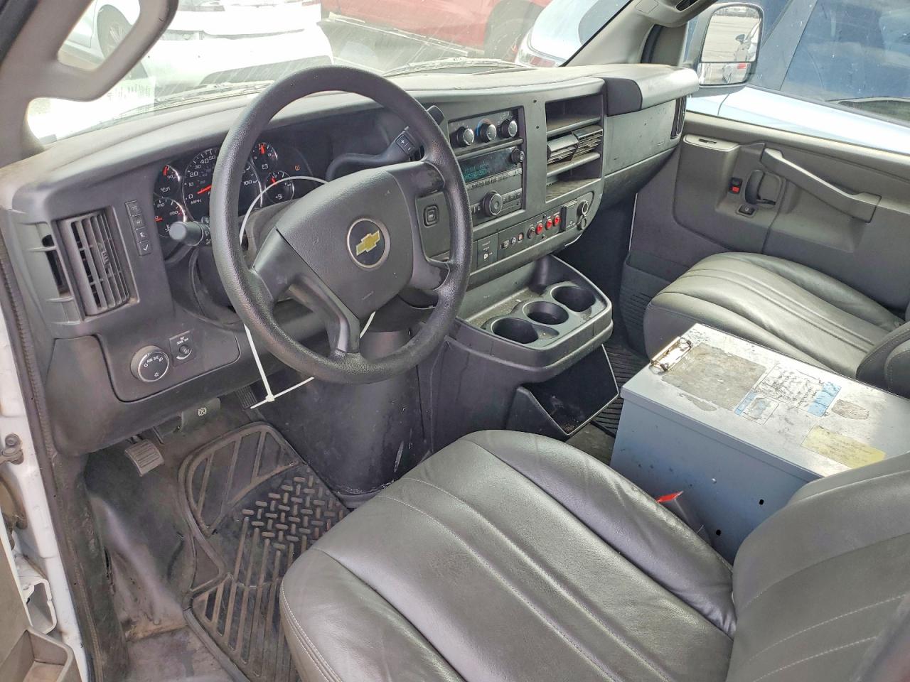2016 CHEVROLET EXPRESS