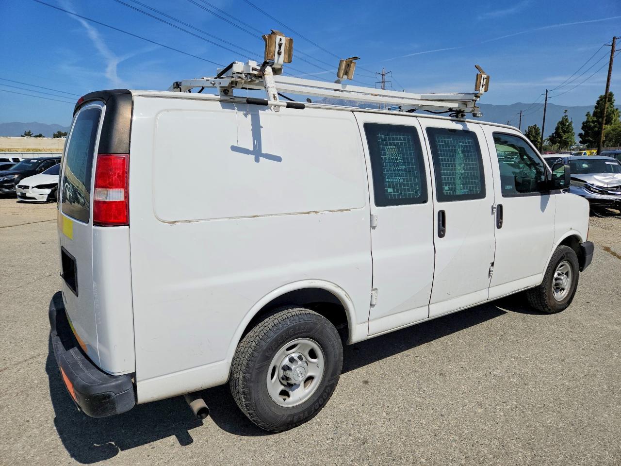 2016 CHEVROLET EXPRESS
