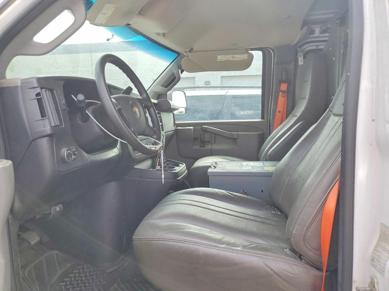 2016 CHEVROLET EXPRESS