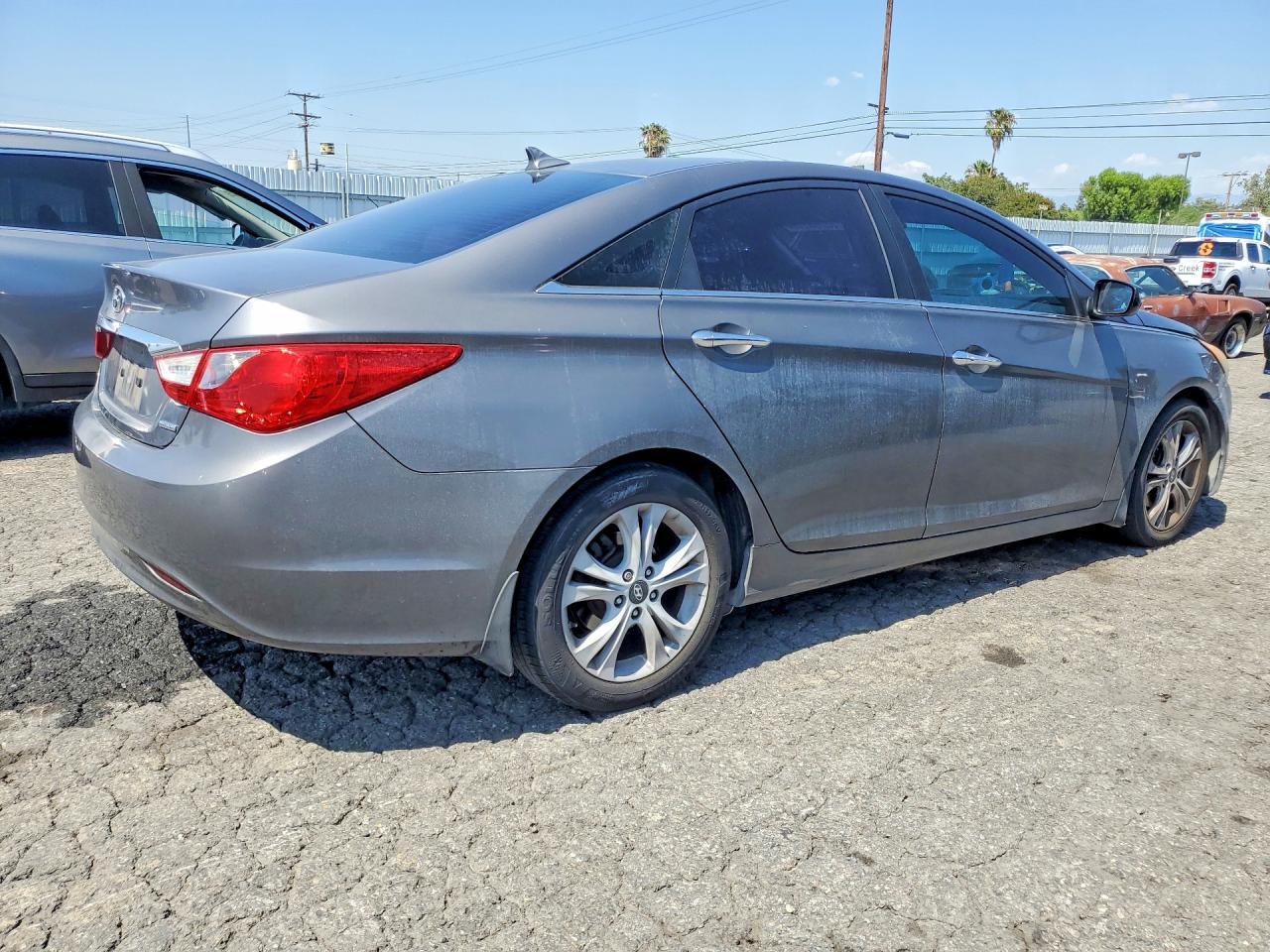 2011 HYUNDAI SONATA