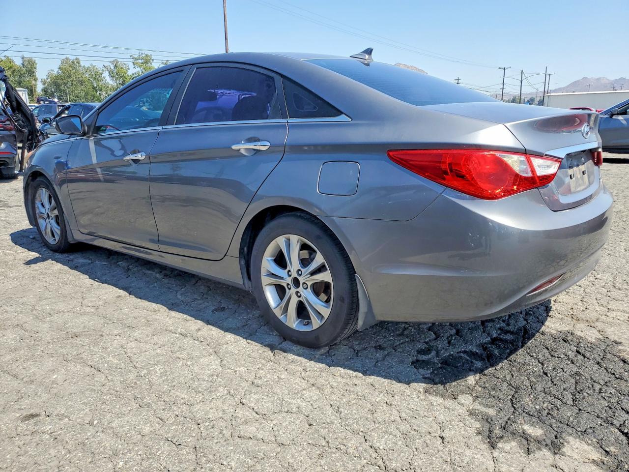 2011 HYUNDAI SONATA