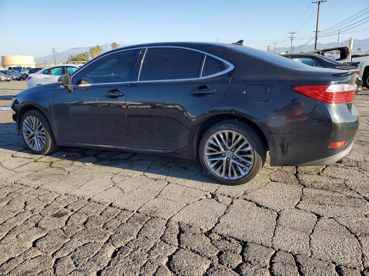 2013 LEXUS ES350