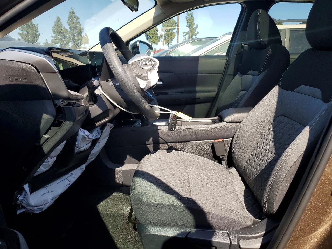 2026 NISSAN KICKS