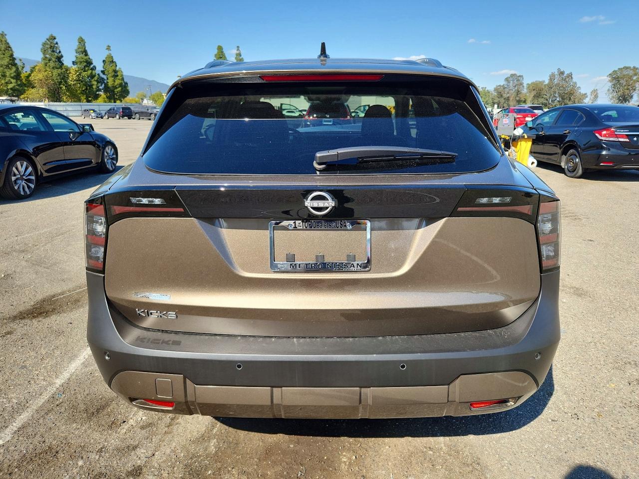 2026 NISSAN KICKS