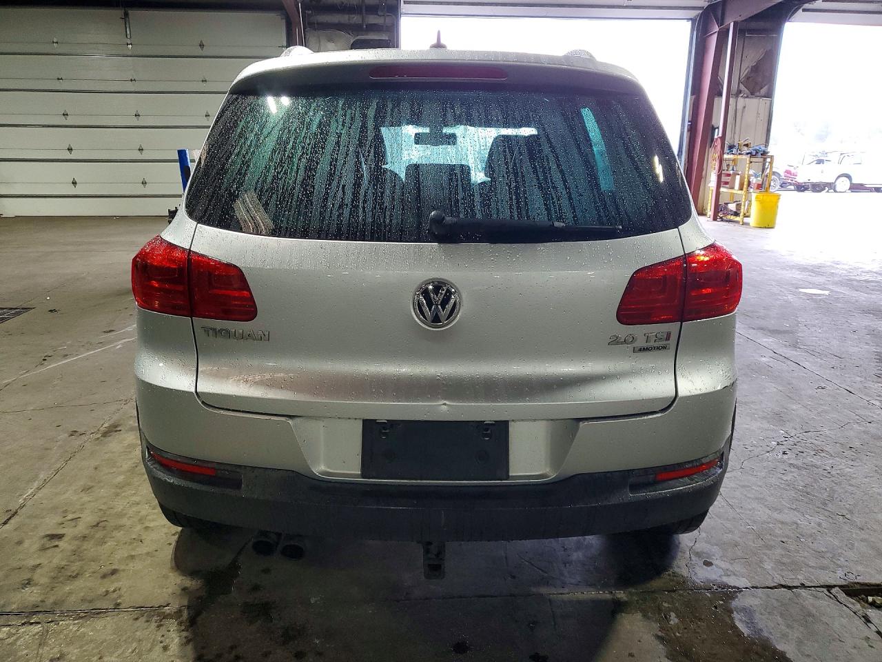 2012 VOLKSWAGEN TIGUAN