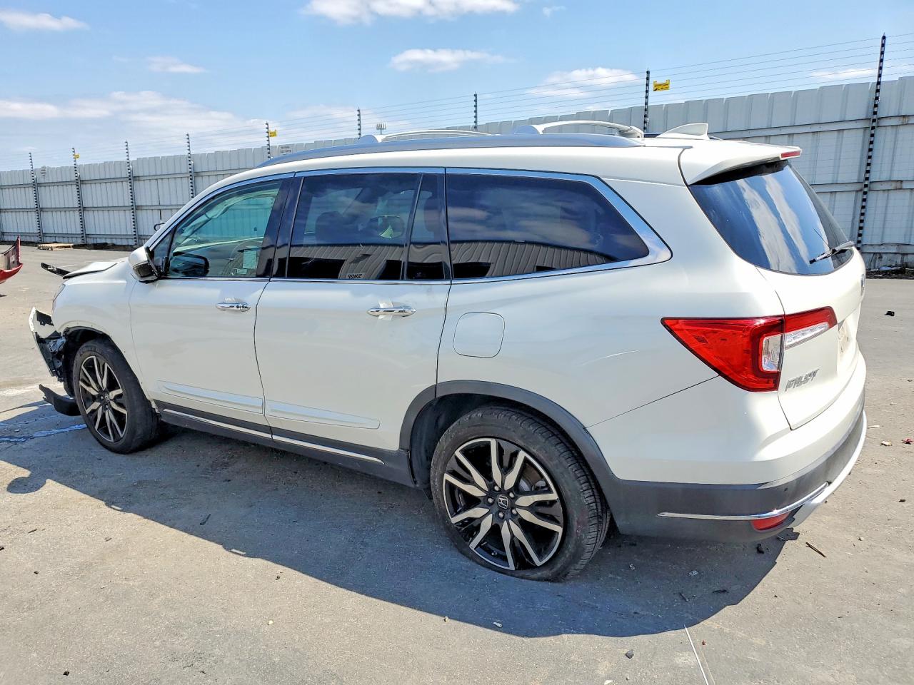 2019 HONDA PILOT