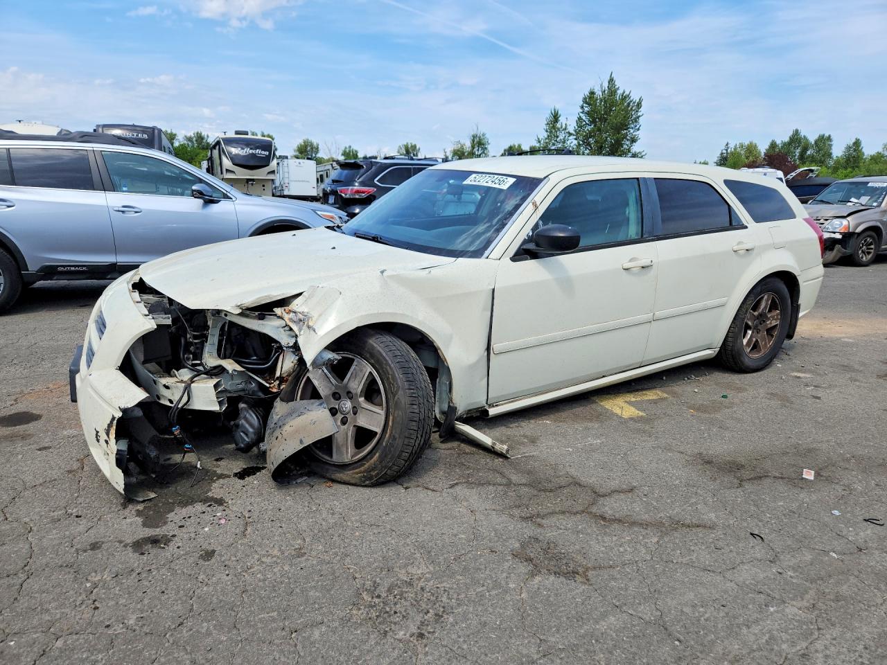 2005 DODGE MAGNUM
