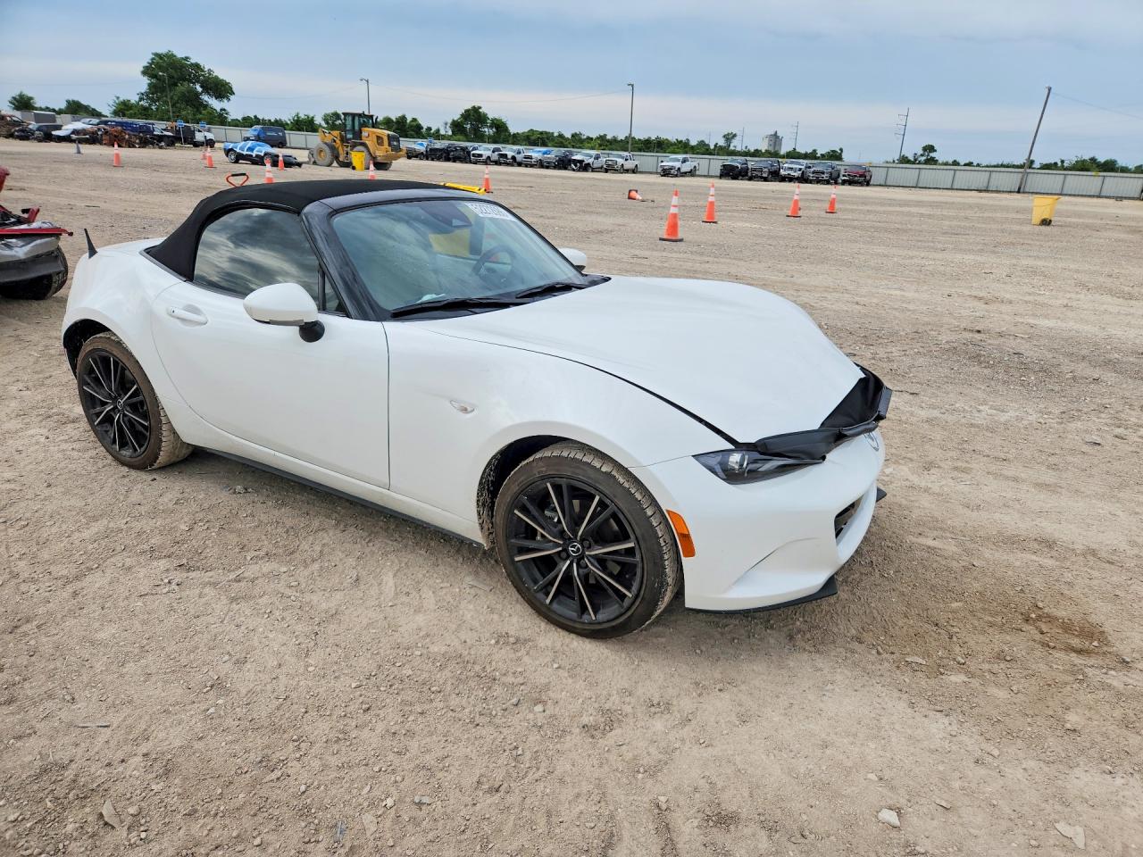2025 MAZDA MX5