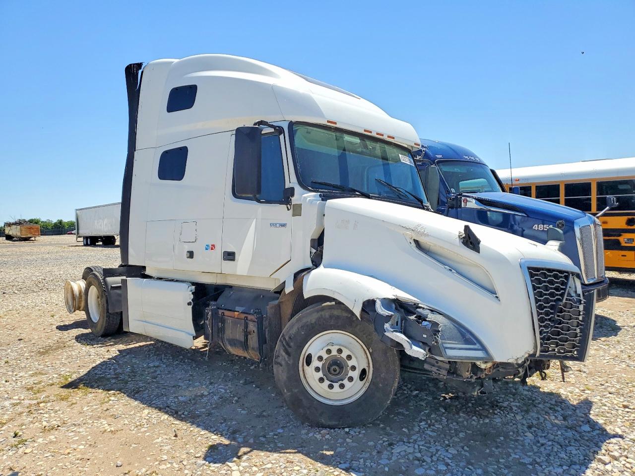 2022 VOLVO VN