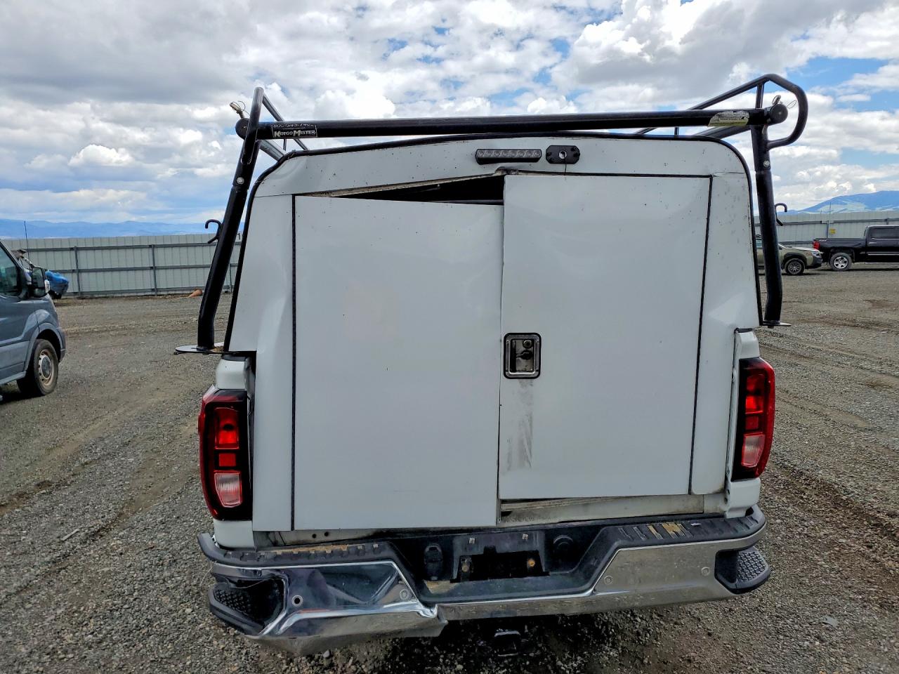 2024 GMC SIERRA