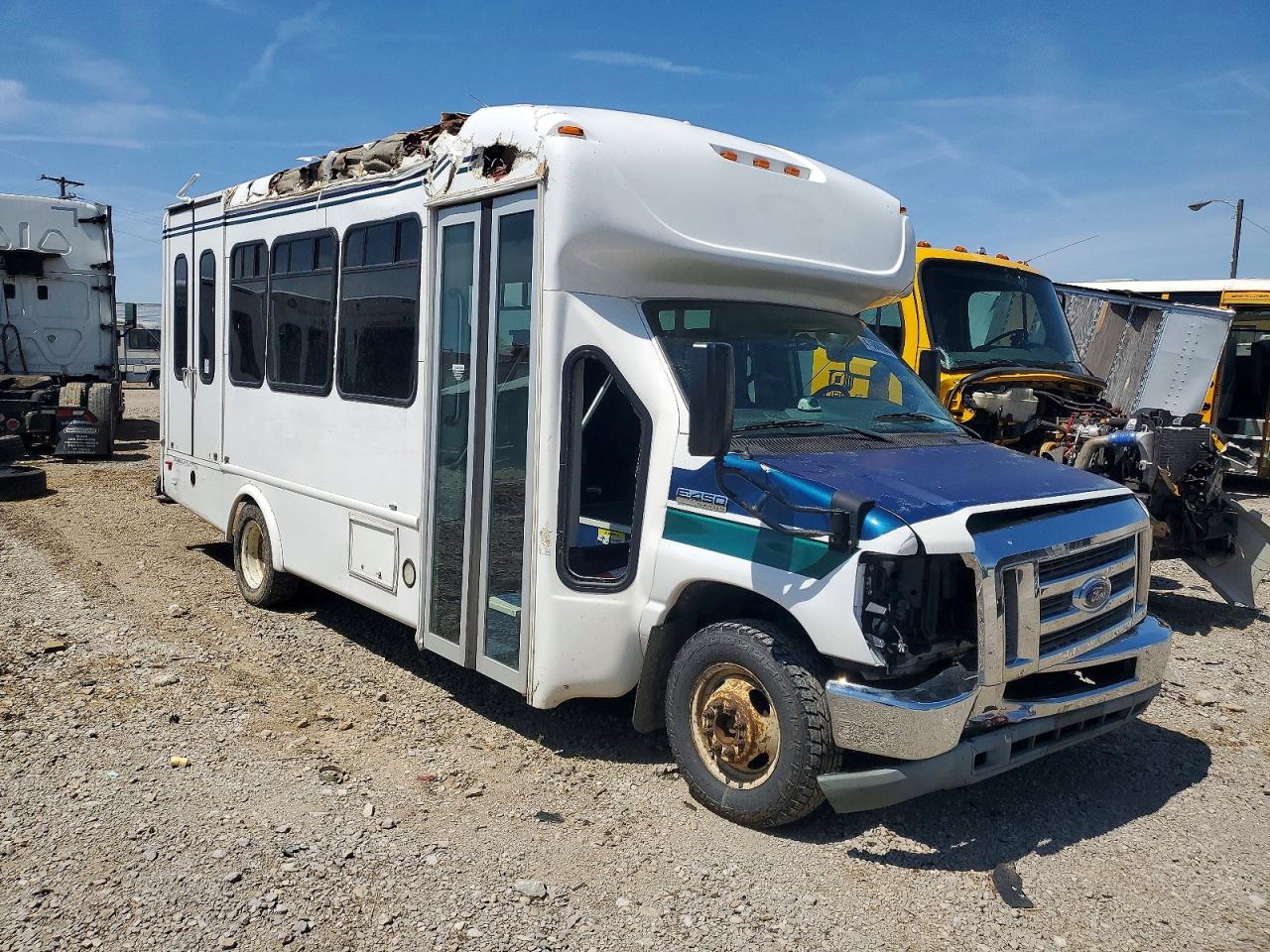 2017 FORD ECONOLINE