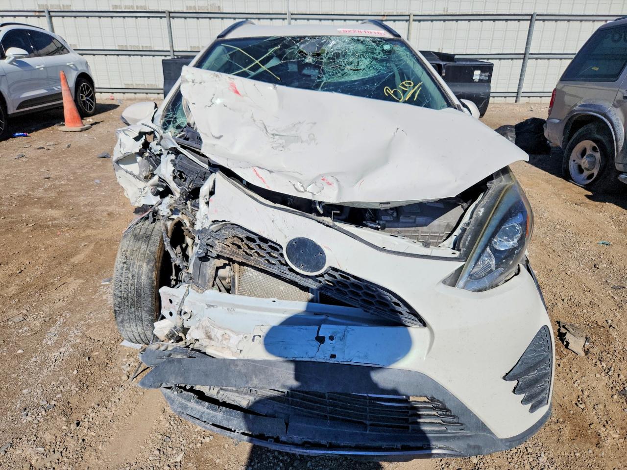 2018 TOYOTA PRIUS