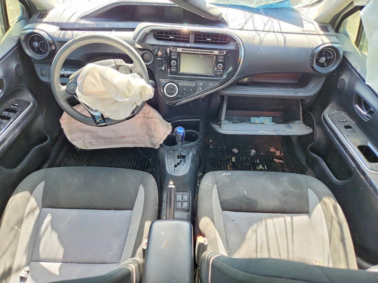 2018 TOYOTA PRIUS