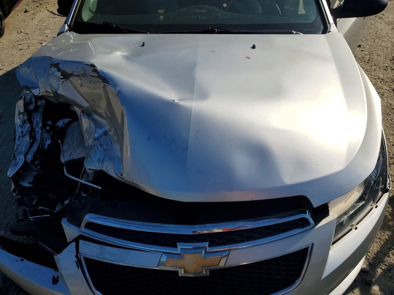 2011 CHEVROLET CRUZE