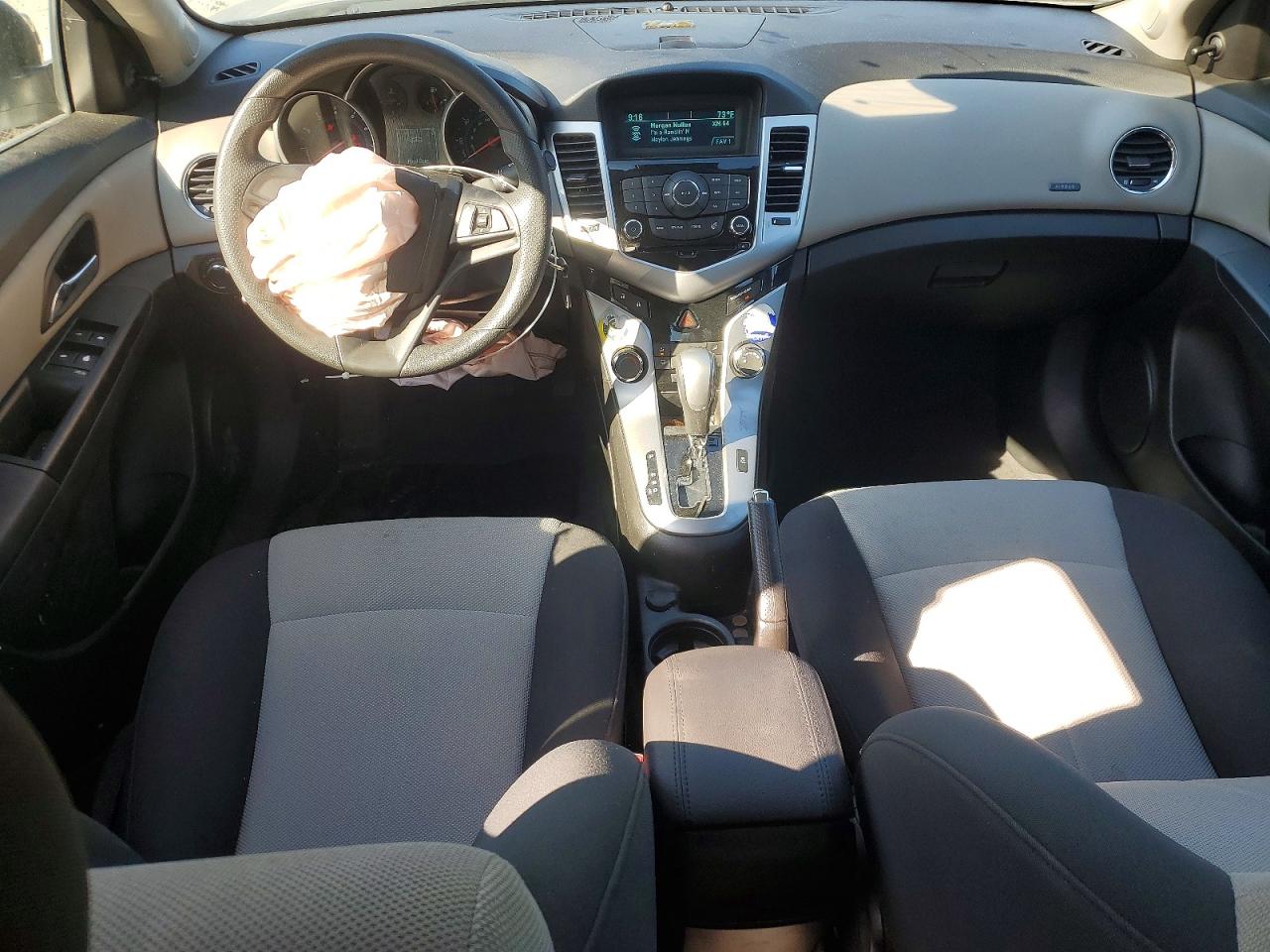 2011 CHEVROLET CRUZE
