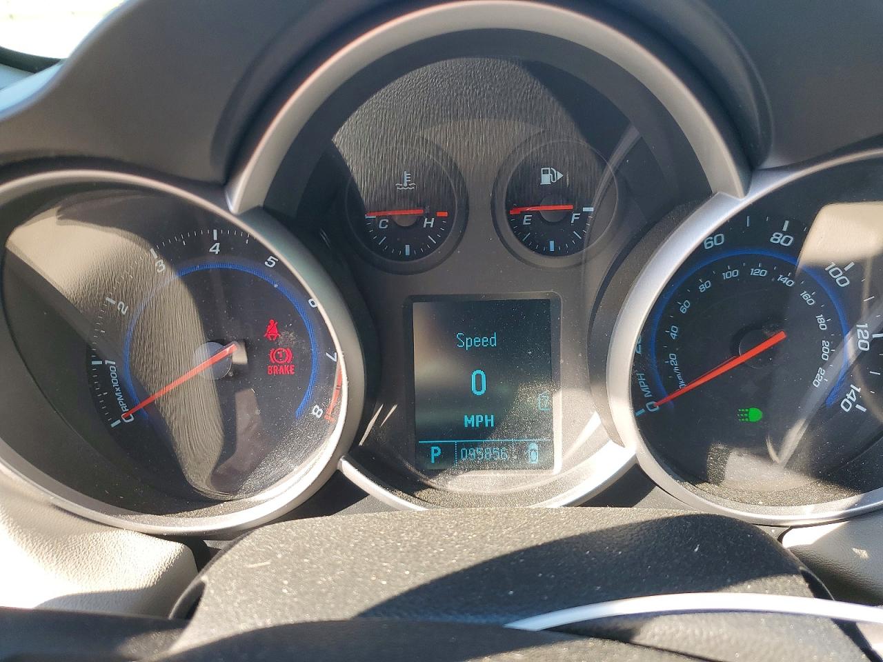 2011 CHEVROLET CRUZE
