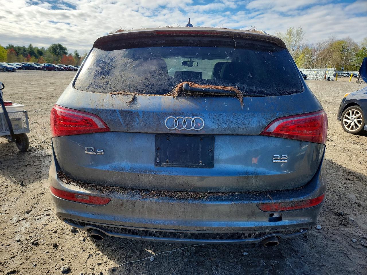 2012 AUDI Q5