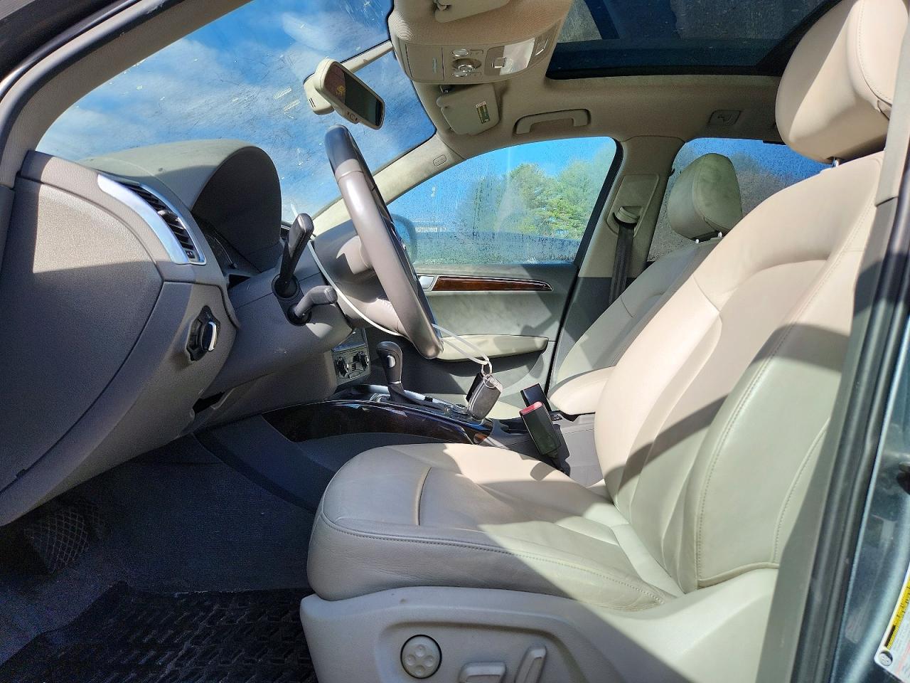 2012 AUDI Q5