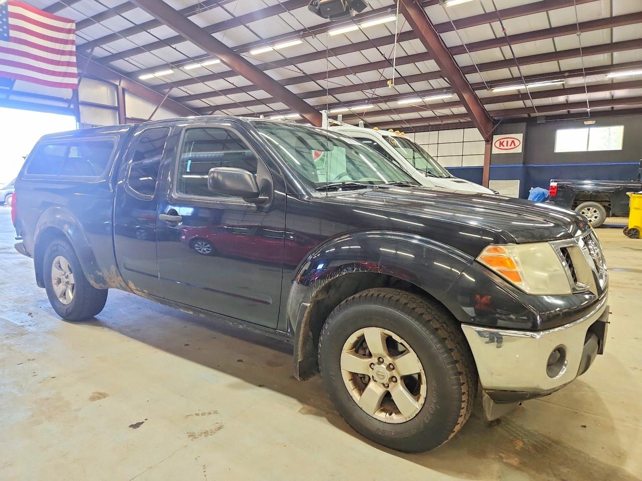 2011 NISSAN FRONTIER