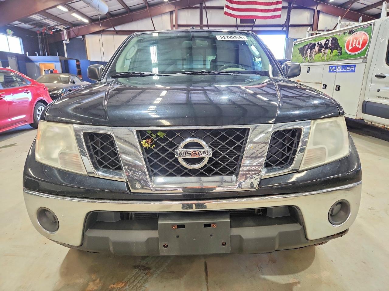 2011 NISSAN FRONTIER