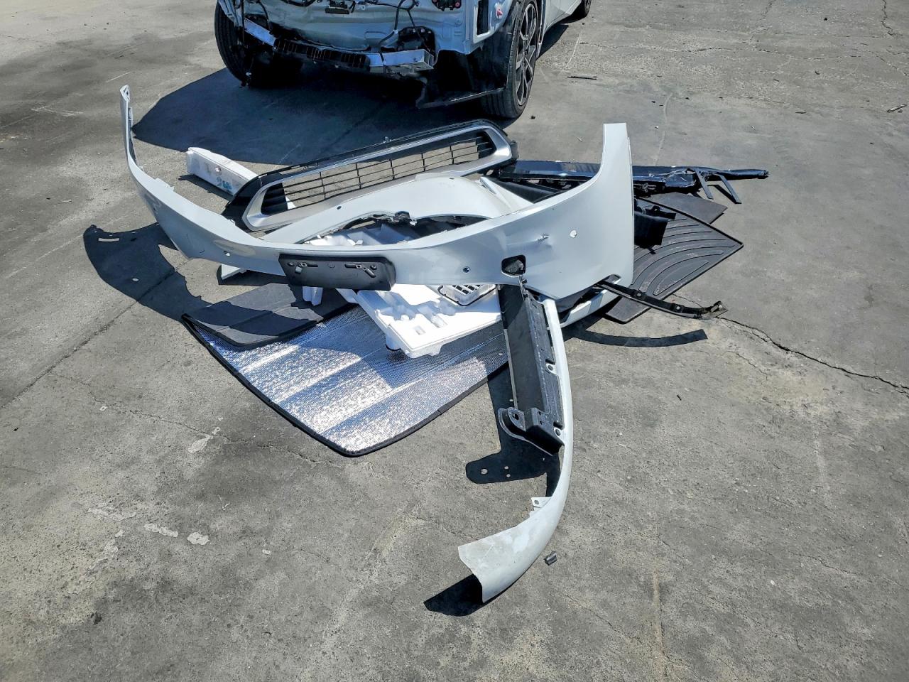 2024 TOYOTA PRIUS