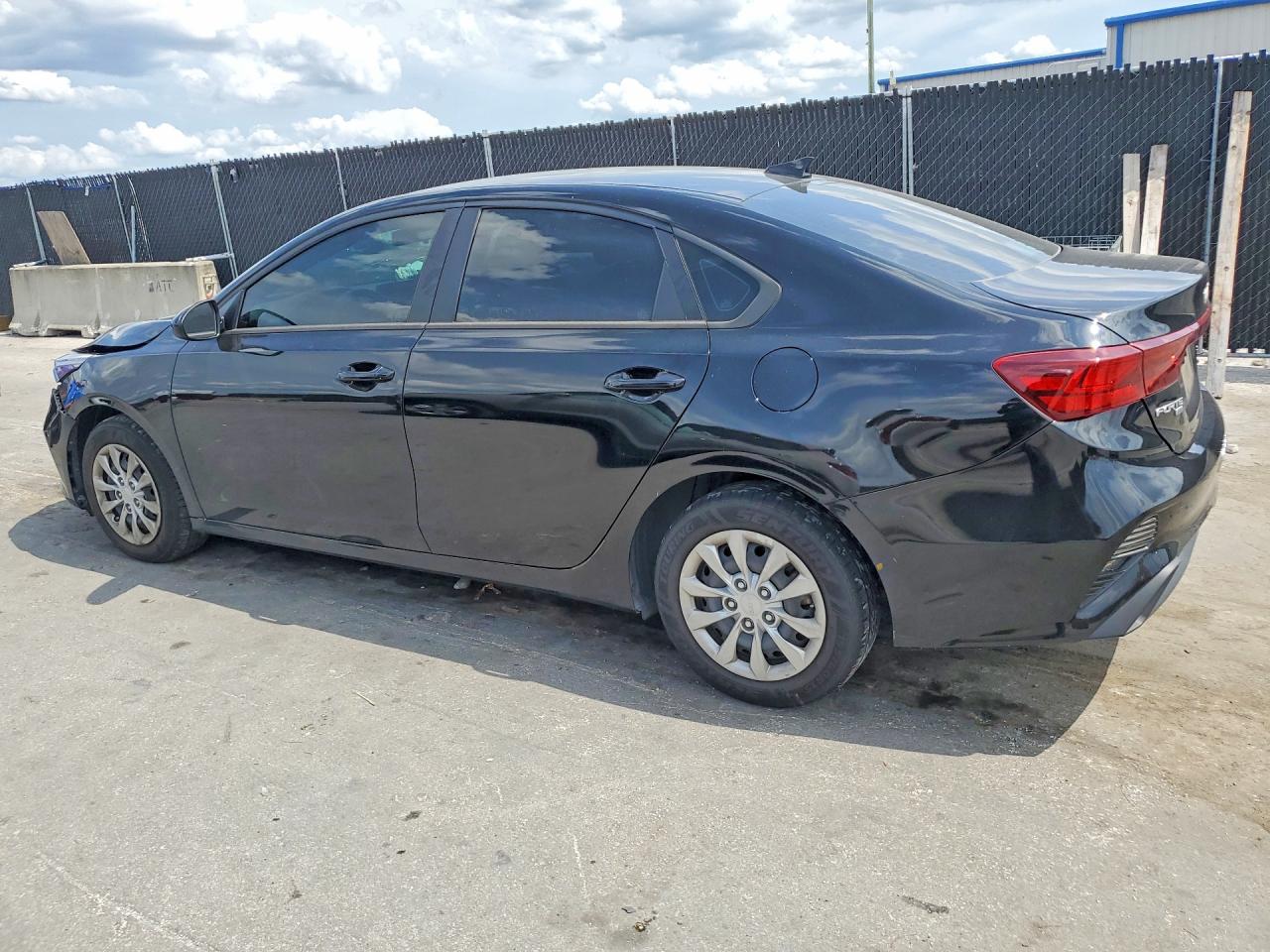 2023 KIA FORTE