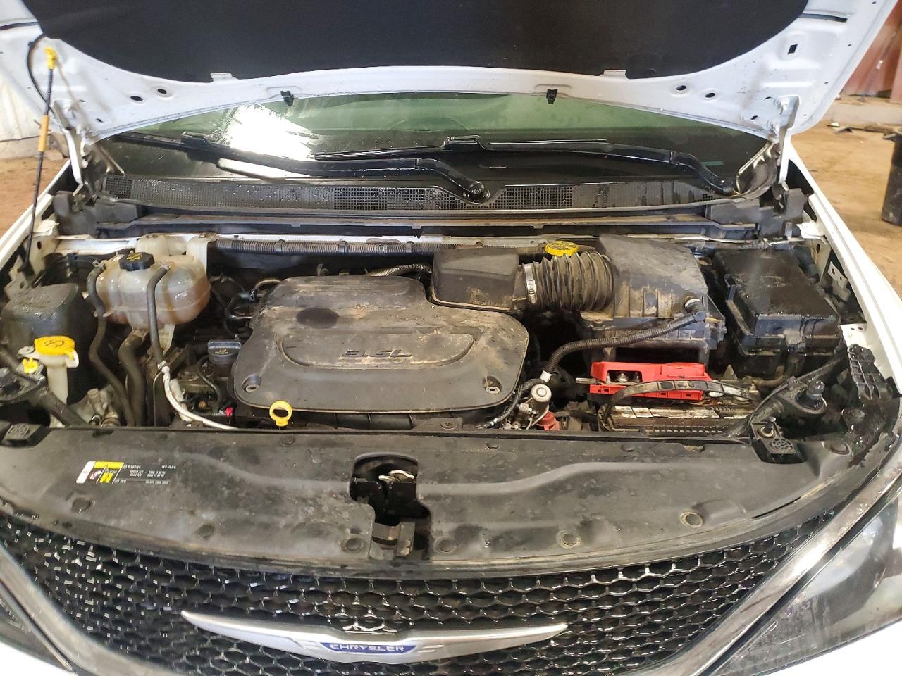2020 CHRYSLER MINIVAN