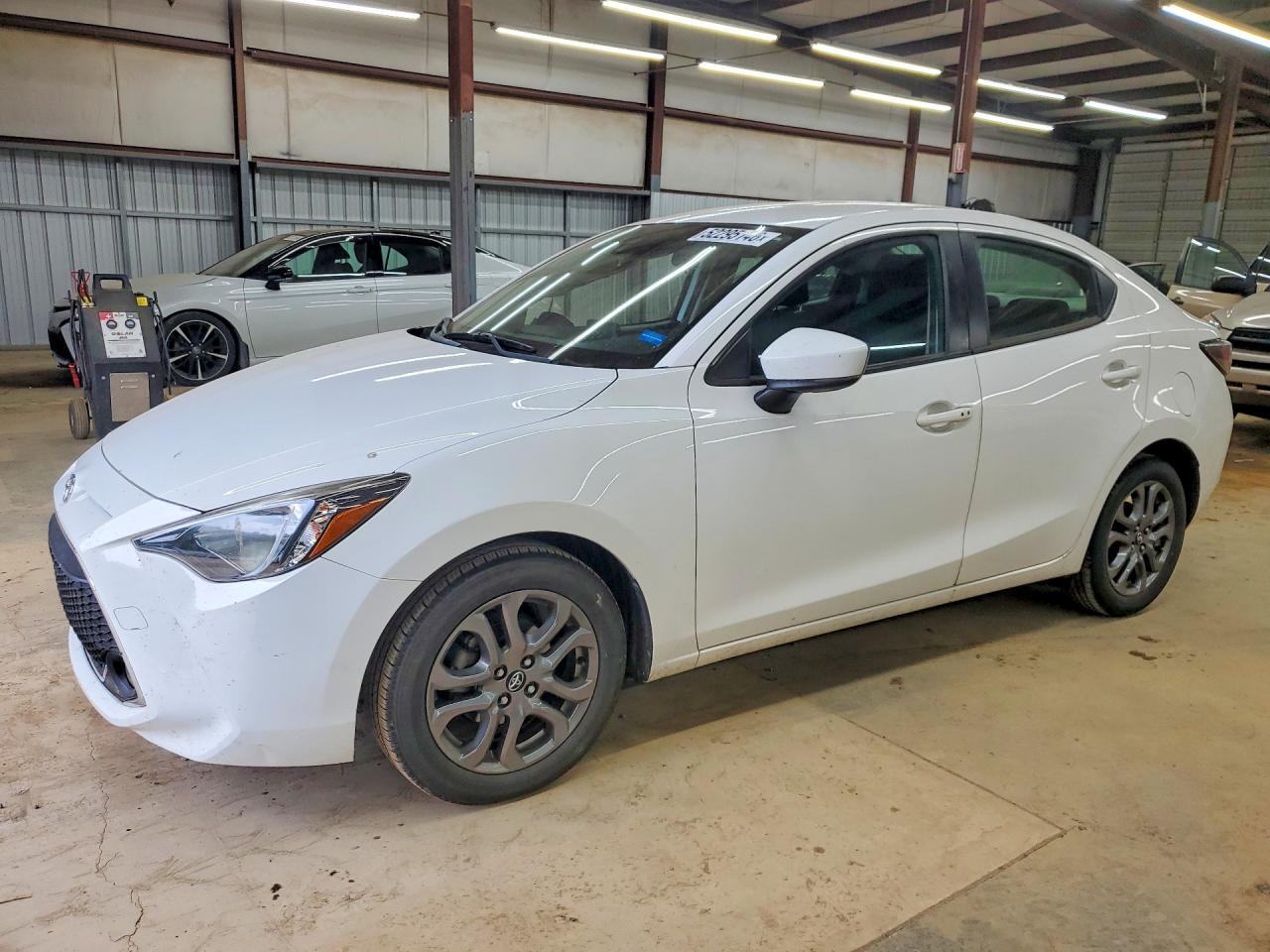 2019 TOYOTA YARIS
